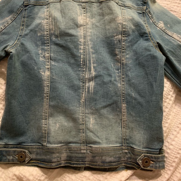 Yest Jean Jacket - Picture 4 of 5